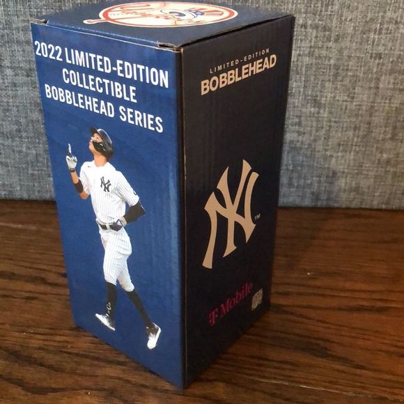 NEW YORK YANKEES AARON JUDGE BOBBLEHEAD NIB SGA 60 Home Runs 2020 - Picture 9 of 11